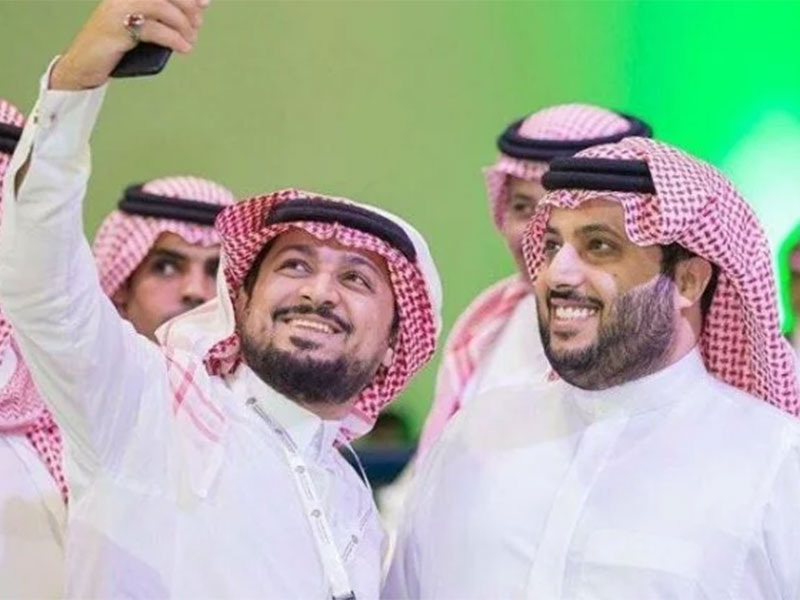 شاهد: مفاجأة من تركي آل شيخ لمواهب الغناء في الوطن العربي